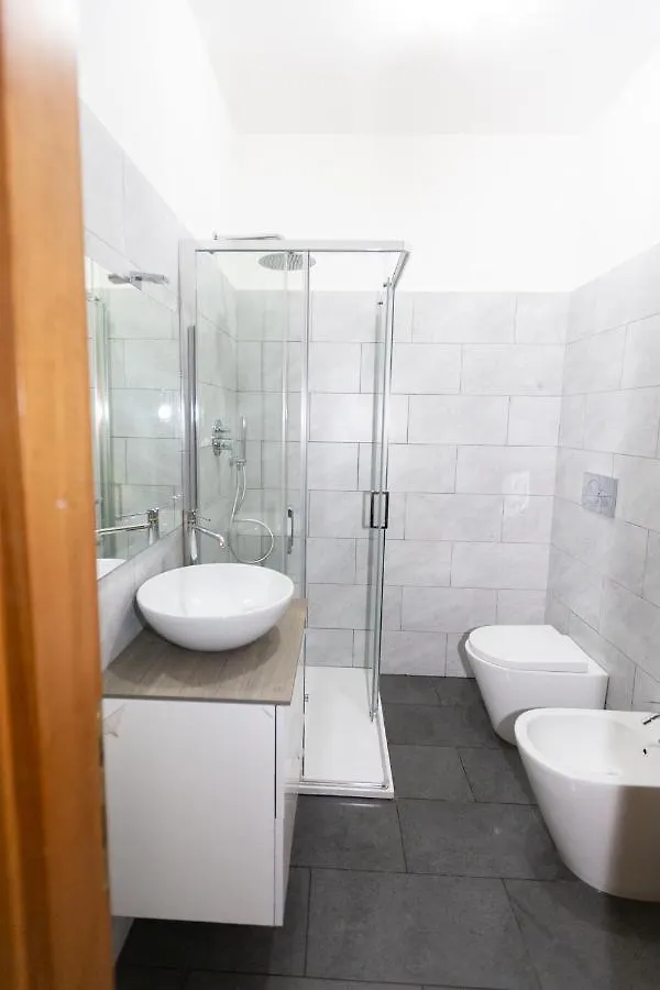 Dream House Chinatown Apartment Milan Italy