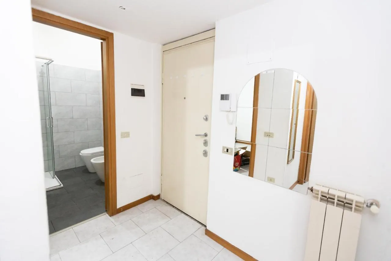 Dream House Chinatown Daire Milano